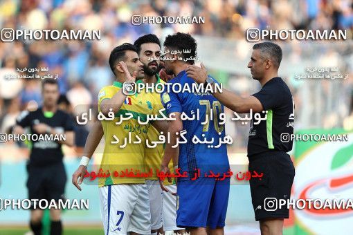 1699392, Tehran, , Iran Football Pro League، Persian Gulf Cup، Week 10، First Leg، Esteghlal 5 v 0 Sanat Naft Abadan on 2019/11/05 at Azadi Stadium