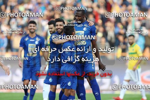 1699390, Tehran, , Iran Football Pro League، Persian Gulf Cup، Week 10، First Leg، Esteghlal 5 v 0 Sanat Naft Abadan on 2019/11/05 at Azadi Stadium