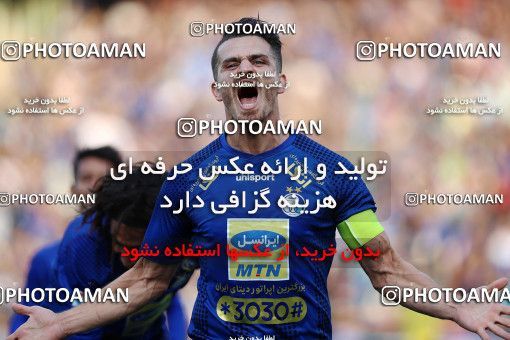 1699437, Tehran, , Iran Football Pro League، Persian Gulf Cup، Week 10، First Leg، Esteghlal 5 v 0 Sanat Naft Abadan on 2019/11/05 at Azadi Stadium