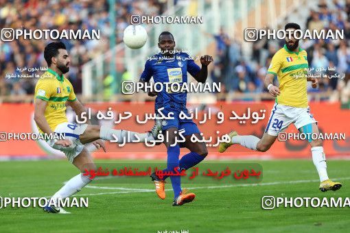 1699303, Tehran, , Iran Football Pro League، Persian Gulf Cup، Week 10، First Leg، Esteghlal 5 v 0 Sanat Naft Abadan on 2019/11/05 at Azadi Stadium