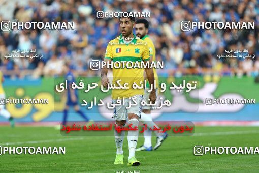 1699332, Tehran, , Iran Football Pro League، Persian Gulf Cup، Week 10، First Leg، Esteghlal 5 v 0 Sanat Naft Abadan on 2019/11/05 at Azadi Stadium