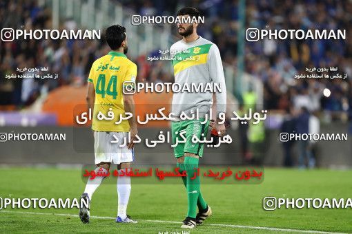 1699348, Iran Football Pro League، Persian Gulf Cup، Week 10، First Leg، 2019/11/05، Tehran، Azadi Stadium، Esteghlal 5 - 0 Sanat Naft Abadan
