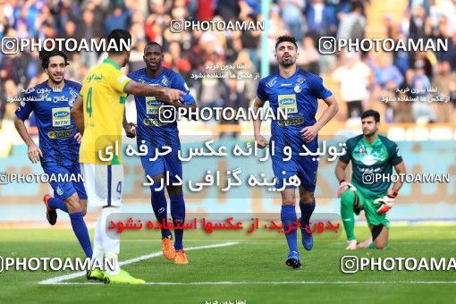 1699296, Iran Football Pro League، Persian Gulf Cup، Week 10، First Leg، 2019/11/05، Tehran، Azadi Stadium، Esteghlal 5 - 0 Sanat Naft Abadan