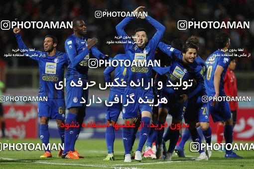 1699984, Tabriz, , Iran Football Pro League، Persian Gulf Cup، Week 9، First Leg، Tractor Sazi 2 v 4 Esteghlal on 2019/11/01 at Yadegar-e Emam Stadium
