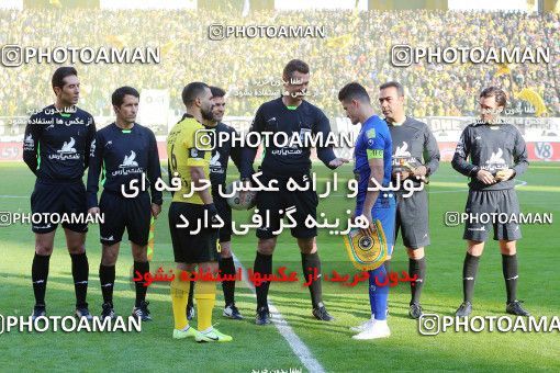 1700751, Isfahan, , Iran Football Pro League، Persian Gulf Cup، Week 12، First Leg، Sepahan 2 v 2 Esteghlal on 2019/11/30 at Naghsh-e Jahan Stadium