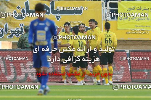 1700758, Isfahan, , Iran Football Pro League، Persian Gulf Cup، Week 12، First Leg، Sepahan 2 v 2 Esteghlal on 2019/11/30 at Naghsh-e Jahan Stadium