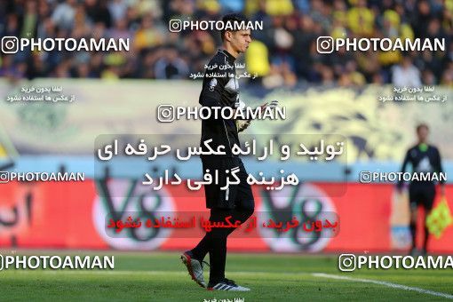 1700766, Isfahan, , Iran Football Pro League، Persian Gulf Cup، Week 12، First Leg، Sepahan 2 v 2 Esteghlal on 2019/11/30 at Naghsh-e Jahan Stadium