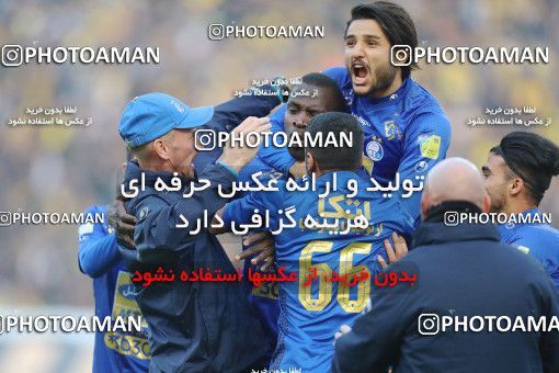 1700785, Isfahan, , Iran Football Pro League، Persian Gulf Cup، Week 12، First Leg، Sepahan 2 v 2 Esteghlal on 2019/11/30 at Naghsh-e Jahan Stadium
