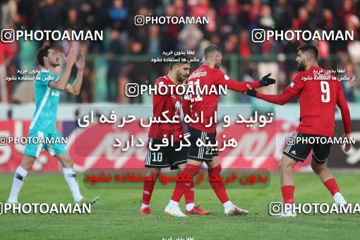 1700935, Tehran,Shahr Qods, , Iran Football Pro League، Persian Gulf Cup، Week 12، First Leg، Paykan 2 v 3 Tractor Sazi on 2019/12/28 at Shahr-e Qods Stadium