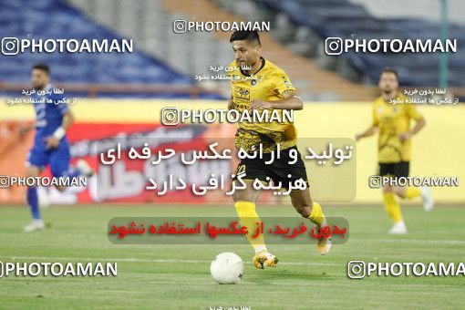 1701995, Tehran, , لیگ برتر فوتبال ایران، Persian Gulf Cup، Week 30، Second Leg، Esteghlal 1 v 2 Sepahan on 2021/07/30 at Azadi Stadium