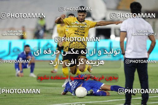 1701921, Tehran, , لیگ برتر فوتبال ایران، Persian Gulf Cup، Week 30، Second Leg، Esteghlal 1 v 2 Sepahan on 2021/07/30 at Azadi Stadium