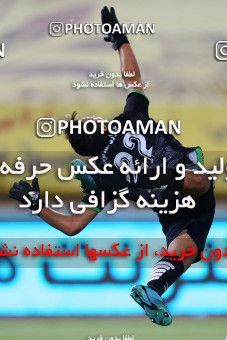 1704635, Isfahan, Iran, لیگ برتر فوتبال ایران، Persian Gulf Cup، Week 29، Second Leg، Sepahan 2 v 0 Zob Ahan Esfahan on 2021/07/25 at Naghsh-e Jahan Stadium