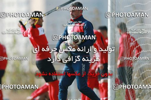 1706748, Tehran, , Persepolis Football Team Training Session on 2018/01/01 at Research Institute of Petroleum Industry