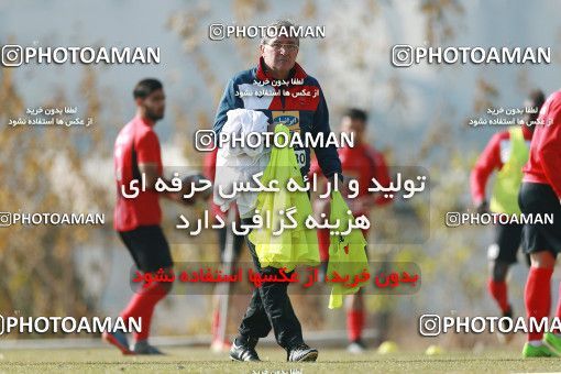 1706803, Tehran, , Persepolis Football Team Training Session on 2018/01/01 at Research Institute of Petroleum Industry