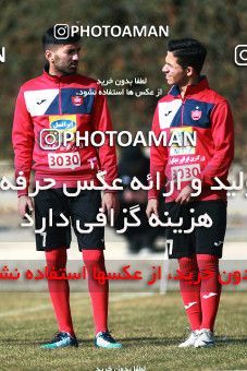 1706938, Tehran, , Persepolis Football Team Training Session on 2018/01/01 at Research Institute of Petroleum Industry