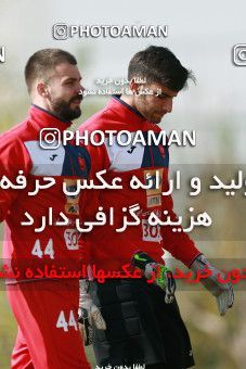 1706717, Tehran, , Persepolis Football Team Training Session on 2018/01/01 at Research Institute of Petroleum Industry
