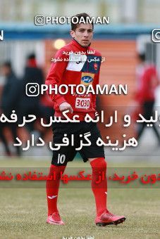 1707028, Tehran, , Persepolis Football Team Training Session on 2018/01/02 at Research Institute of Petroleum Industry