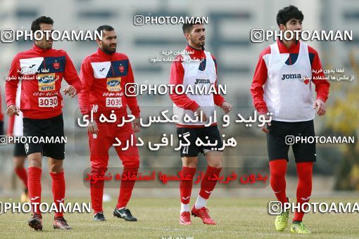 1707132, Tehran, , Persepolis Football Team Training Session on 2018/01/02 at Research Institute of Petroleum Industry
