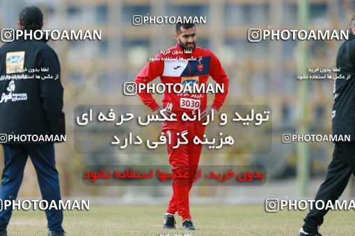1707060, Tehran, , Persepolis Football Team Training Session on 2018/01/02 at Research Institute of Petroleum Industry