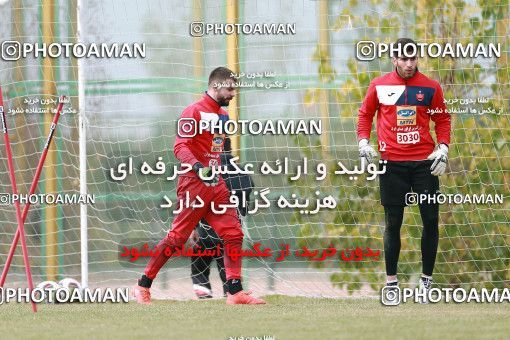 1707031, Tehran, , Persepolis Football Team Training Session on 2018/01/02 at Research Institute of Petroleum Industry