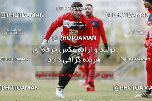 1707044, Tehran, , Persepolis Football Team Training Session on 2018/01/02 at Research Institute of Petroleum Industry