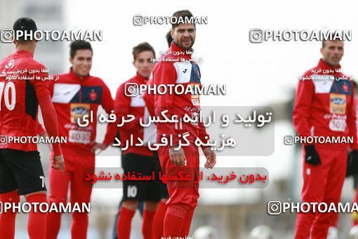 1707143, Tehran, , Persepolis Football Team Training Session on 2018/01/02 at Research Institute of Petroleum Industry