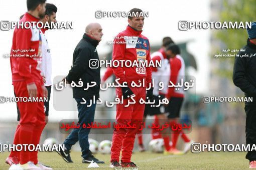 1706963, Tehran, , Persepolis Football Team Training Session on 2018/01/02 at Research Institute of Petroleum Industry