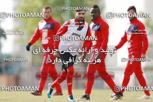 1707055, Tehran, , Persepolis Football Team Training Session on 2018/01/02 at Research Institute of Petroleum Industry