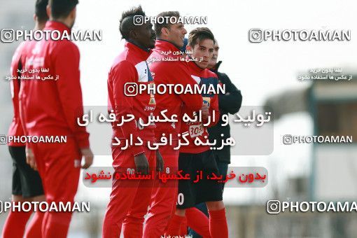 1707115, Tehran, , Persepolis Football Team Training Session on 2018/01/02 at Research Institute of Petroleum Industry
