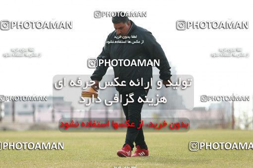 1707048, Tehran, , Persepolis Football Team Training Session on 2018/01/02 at Research Institute of Petroleum Industry