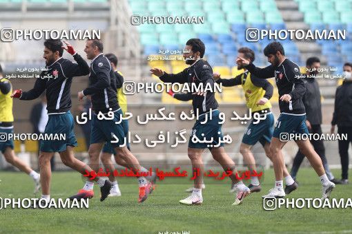 1709670, Tehran, , لیگ برتر فوتبال ایران, Persepolis Football Team Training Session on 2021/03/15 at Shahid Kazemi Stadium