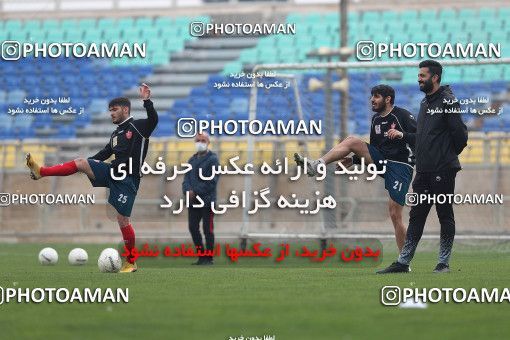 1709627, Tehran, , لیگ برتر فوتبال ایران, Persepolis Football Team Training Session on 2021/03/15 at Shahid Kazemi Stadium