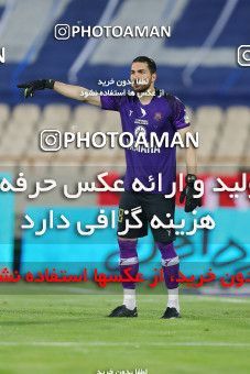 1714082, Tehran, , Iran Football Pro League، Persian Gulf Cup، Week 26، Second Leg، Esteghlal 1 v 1 Nassaji Qaemshahr on 2020/07/23 at Azadi Stadium