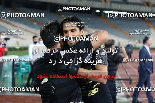 1713976, Tehran, , Iran Football Pro League، Persian Gulf Cup، Week 26، Second Leg، Esteghlal 1 v 1 Nassaji Qaemshahr on 2020/07/23 at Azadi Stadium