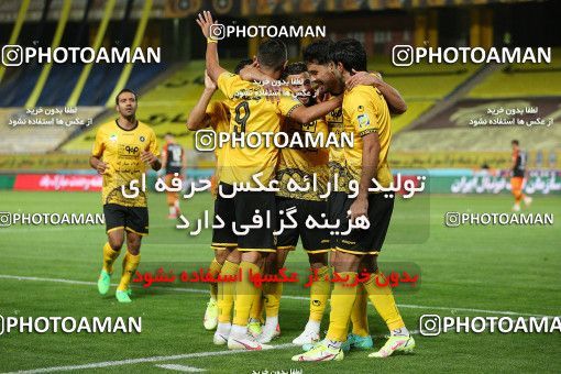 1720305, Isfahan, Iran, لیگ برتر فوتبال ایران، Persian Gulf Cup، Week 1، First Leg، Sepahan 2 v 0 Mes Rafsanjan on 2021/10/19 at Naghsh-e Jahan Stadium