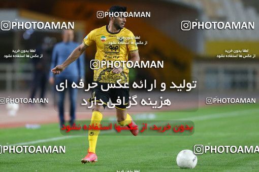 1720383, Isfahan, Iran, لیگ برتر فوتبال ایران، Persian Gulf Cup، Week 1، First Leg، Sepahan 2 v 0 Mes Rafsanjan on 2021/10/19 at Naghsh-e Jahan Stadium