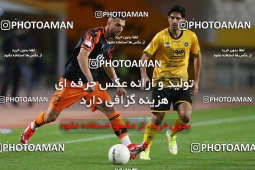 1720409, Isfahan, Iran, لیگ برتر فوتبال ایران، Persian Gulf Cup، Week 1، First Leg، Sepahan 2 v 0 Mes Rafsanjan on 2021/10/19 at Naghsh-e Jahan Stadium