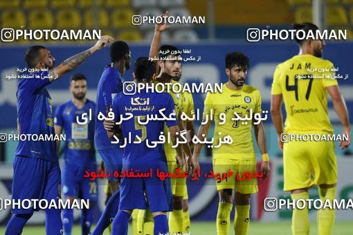 1727755, Bushehr, , Iran Football Pro League، Persian Gulf Cup، Week 23، Second Leg، Pars Jonoubi Jam 0 v 2 Esteghlal on 2020/07/27 at Takhti Stadium