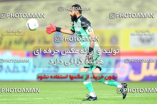 1731344, لیگ برتر فوتبال ایران، Persian Gulf Cup، Week 3، First Leg، 2021/10/30، Isfahan، Naghsh-e Jahan Stadium، Sepahan 1 - 0 Havadar S.C.