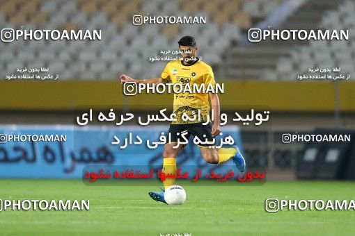 1731408, Isfahan, Iran, لیگ برتر فوتبال ایران، Persian Gulf Cup، Week 3، First Leg، Sepahan 1 v 0 Havadar S.C. on 2021/10/30 at Naghsh-e Jahan Stadium