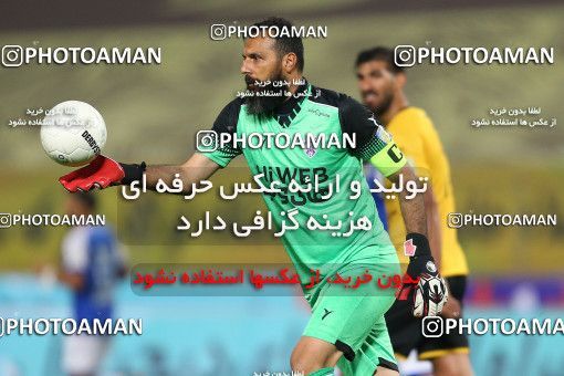 1731852, لیگ برتر فوتبال ایران، Persian Gulf Cup، Week 3، First Leg، 2021/10/30، Isfahan، Naghsh-e Jahan Stadium، Sepahan 1 - 0 Havadar S.C.