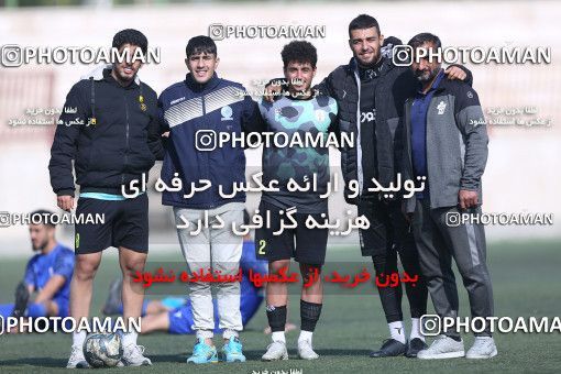 4000823-14176-149-0233