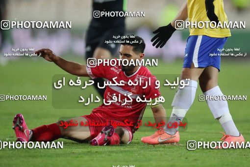 1738849, Tehran, Iran, لیگ برتر فوتبال ایران، Persian Gulf Cup، Week 6، First Leg، Persepolis 1 v 0 Sanat Naft Abadan on 2021/11/24 at Azadi Stadium