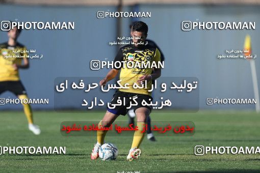 1746063, Isfahan, , لیگ برتر فوتبال جوانان کشور, 2021-2022 season, Week 4, First Leg, Sepahan 2 v 1 Nassaji Mazandaran F.C. on 2021/11/30 at Safaeieh Stadium