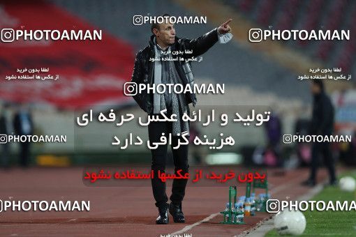 1748731, Tehran, Iran, لیگ برتر فوتبال ایران، Persian Gulf Cup، Week 8، First Leg، Esteghlal 0 v 0 Persepolis on 2021/12/04 at Azadi Stadium