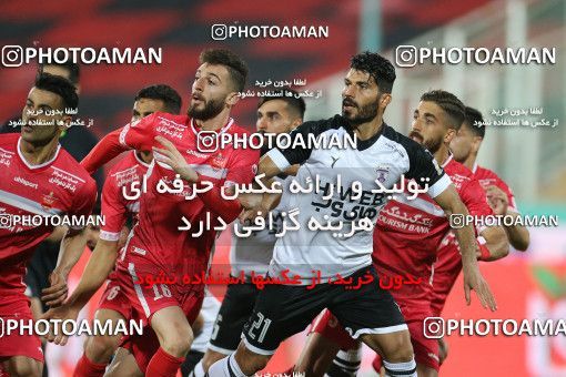 1755893, Tehran, Iran, لیگ برتر فوتبال ایران، Persian Gulf Cup، Week 9، First Leg، Persepolis 2 v 2 Havadar S.C. on 2021/12/09 at Azadi Stadium