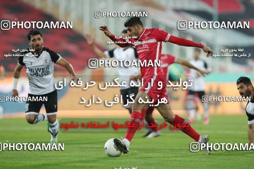 1755738, Tehran, Iran, لیگ برتر فوتبال ایران، Persian Gulf Cup، Week 9، First Leg، Persepolis 2 v 2 Havadar S.C. on 2021/12/09 at Azadi Stadium