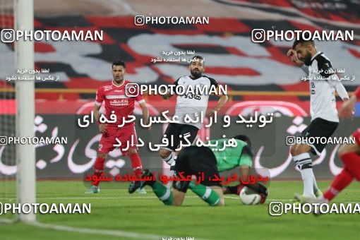 1755705, Tehran, Iran, لیگ برتر فوتبال ایران، Persian Gulf Cup، Week 9، First Leg، Persepolis 2 v 2 Havadar S.C. on 2021/12/09 at Azadi Stadium