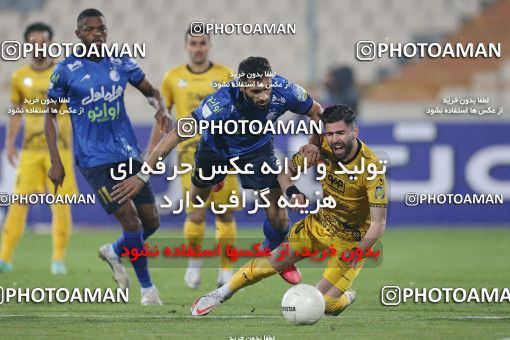 1764381, Tehran, Iran, لیگ برتر فوتبال ایران، Persian Gulf Cup، Week 10، First Leg، Esteghlal 1 v 0 Sepahan on 2021/12/14 at Azadi Stadium