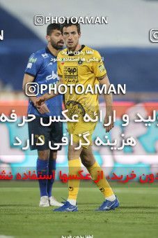 1764428, Tehran, Iran, لیگ برتر فوتبال ایران، Persian Gulf Cup، Week 10، First Leg، Esteghlal 1 v 0 Sepahan on 2021/12/14 at Azadi Stadium